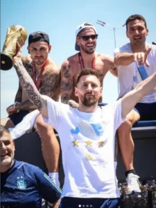 Lionel Messi-7