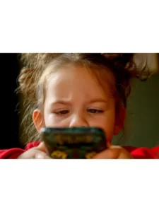 Children Daily Smartphone Usage-1